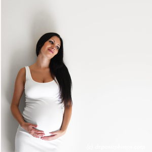 image of chiropractic treatment of a Ashburn and Herndon pregnant patient